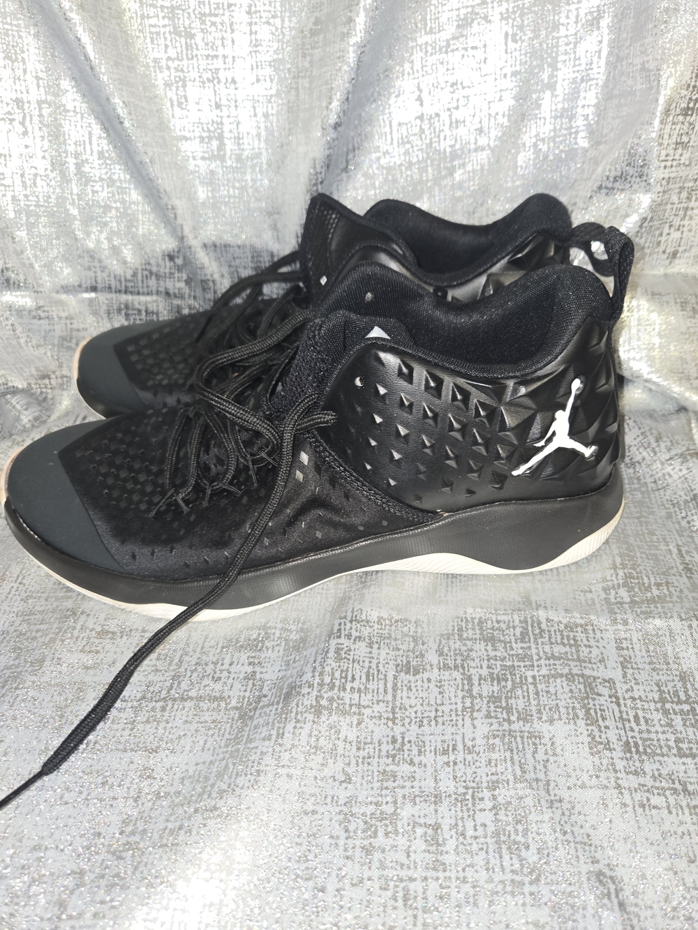 Jordan Extra.Fly Black / Anthracite – Men’s Size 11 (Style 854551-001)